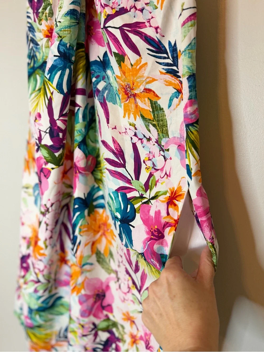 Tommy Bahama Garden of Hope and Courage Silk Dress Size SP - Picture 5 of 10